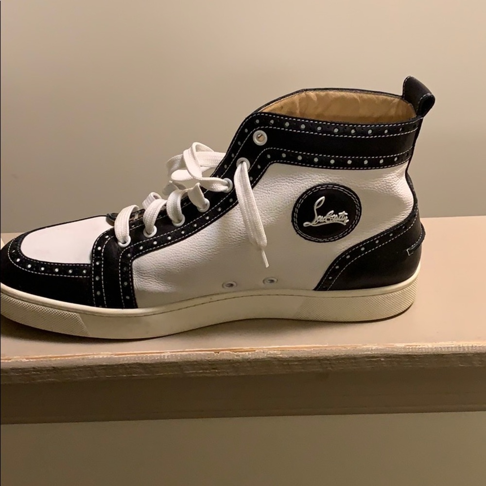 Black trim Red Bottom used but in great condition!